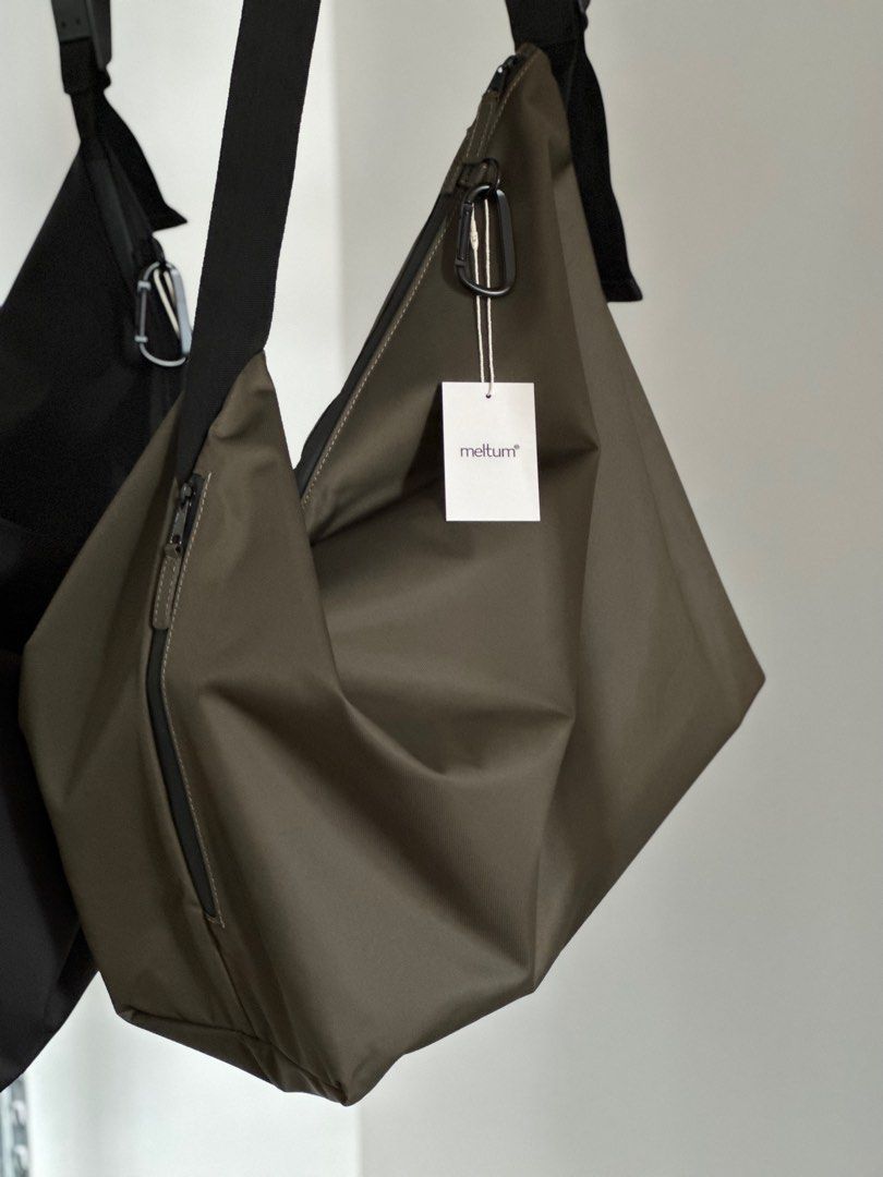 meltum NYLON CROSSBODY BAG 日本代購】meltum NYLON MESSENGER BAG