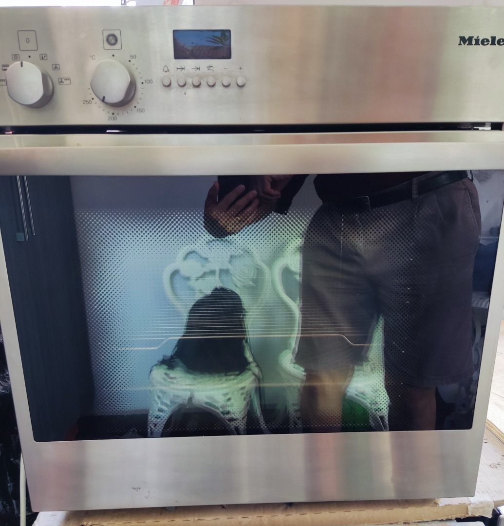 Miele oven (warranty), TV & Home Appliances, Kitchen Appliances, Ovens