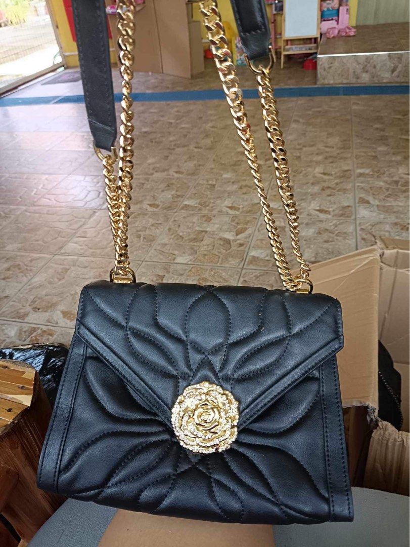 Whitney top petal bag