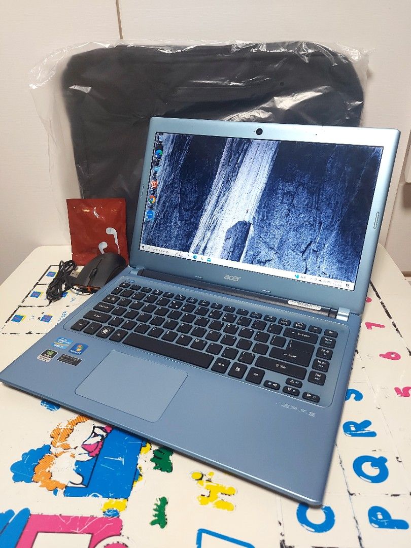 new battery) Acer V5 471G laptop (14