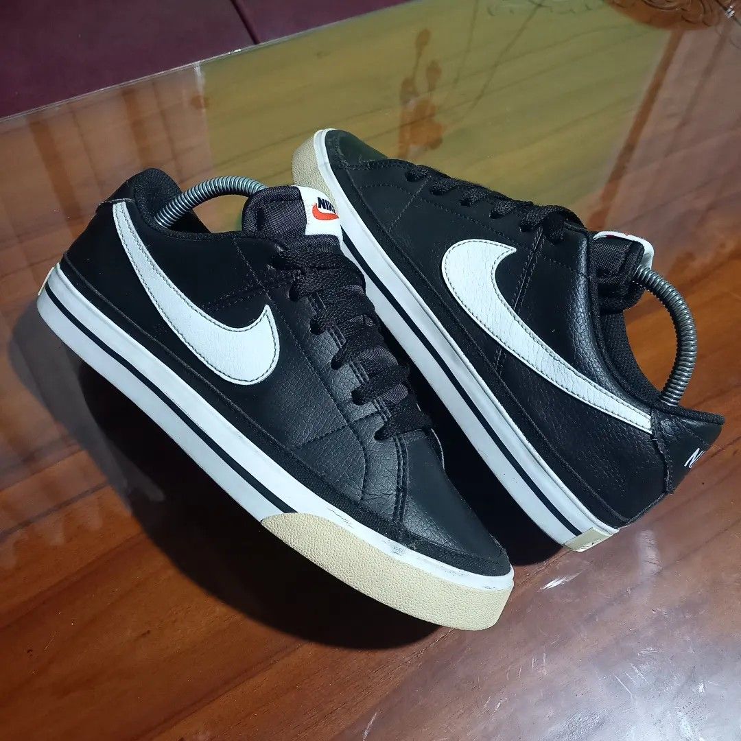 NIKE COURT LEGACY BLACK WHITE on Carousell NIKE COURT LEGACY BLACK WHITE on Carousell