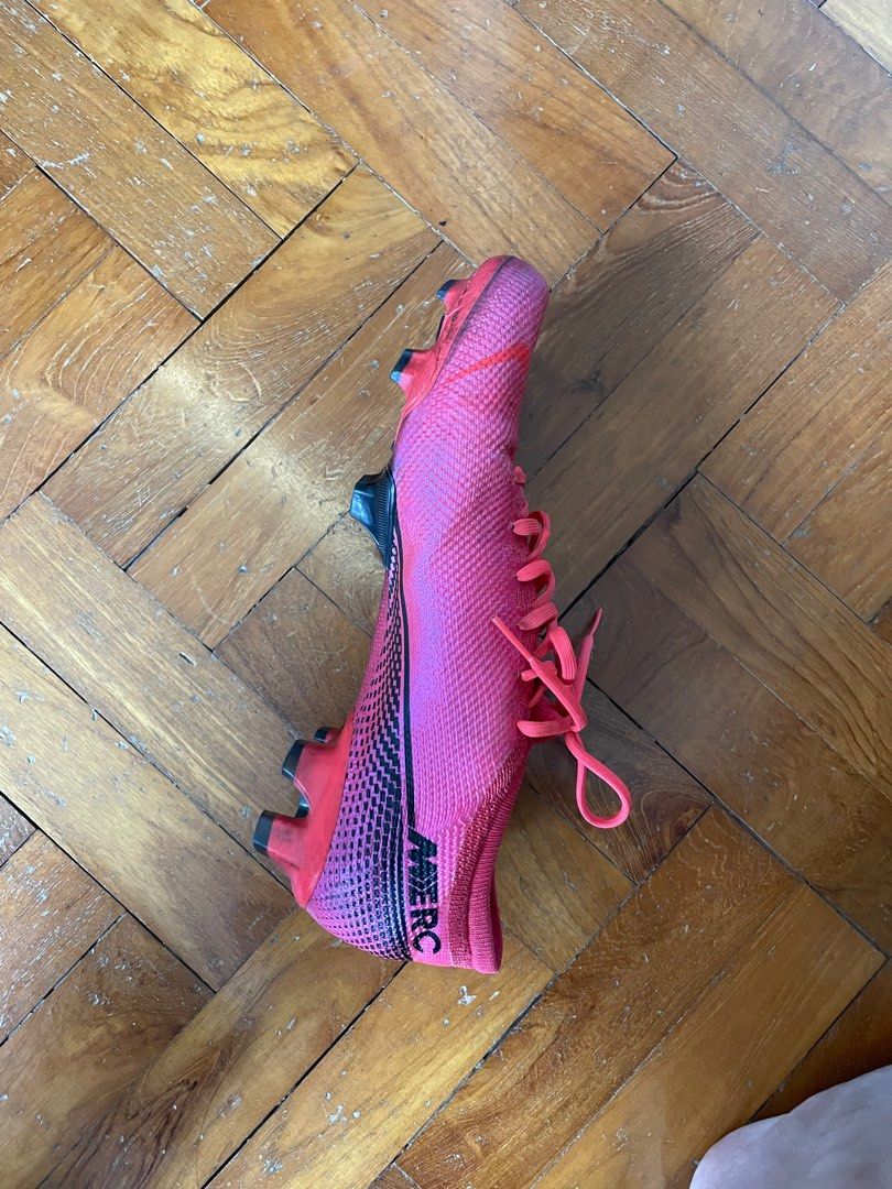 Nike mercurial vapor, us 8, Sports Equipment, Sports & Games