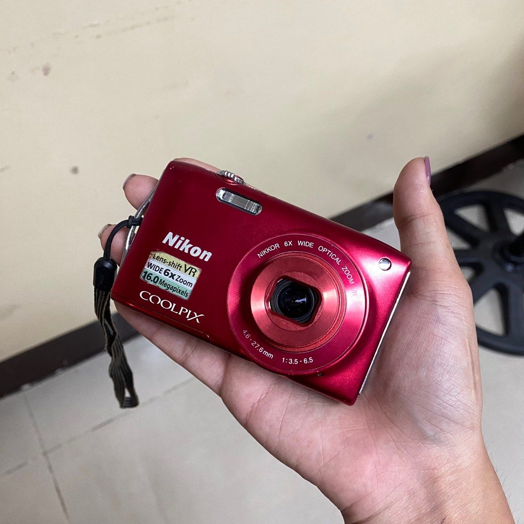coolpix s3300 nikon