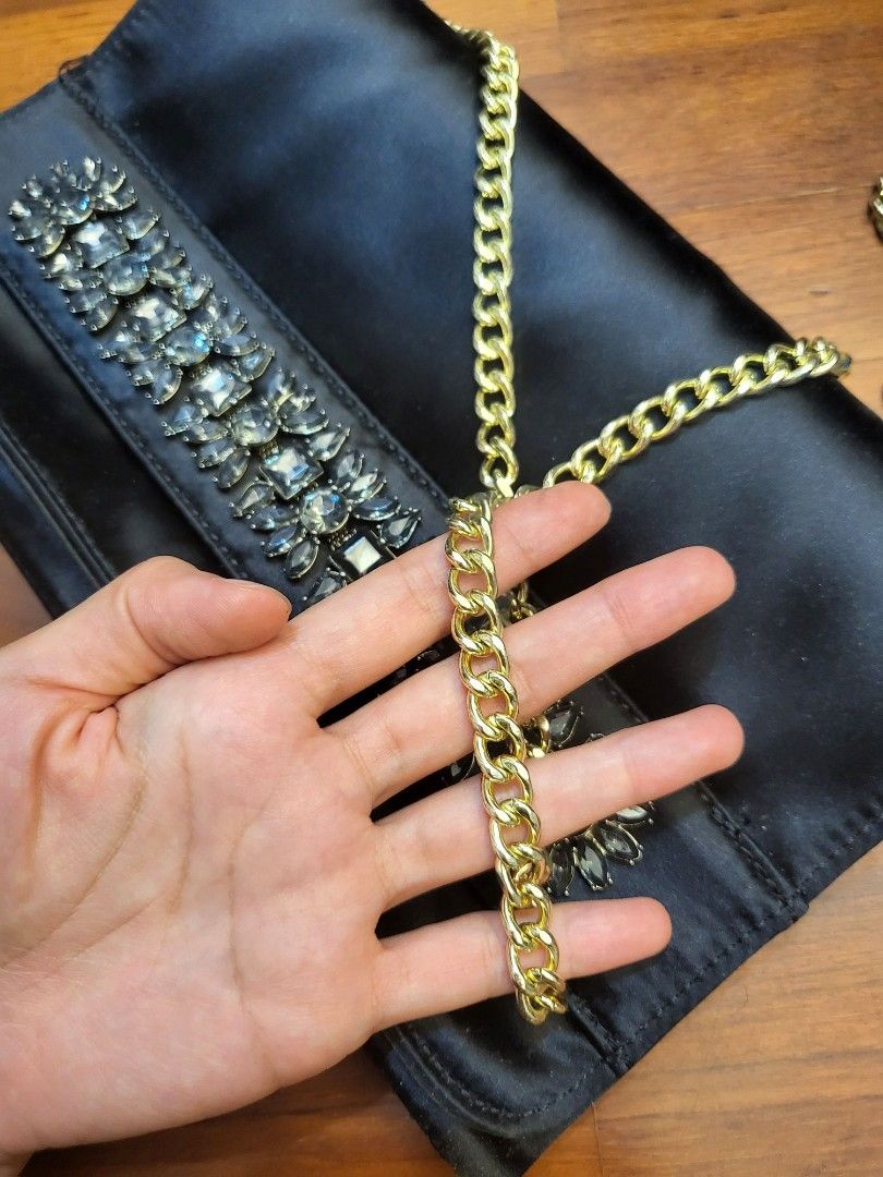 Gold chain clutch hot sale