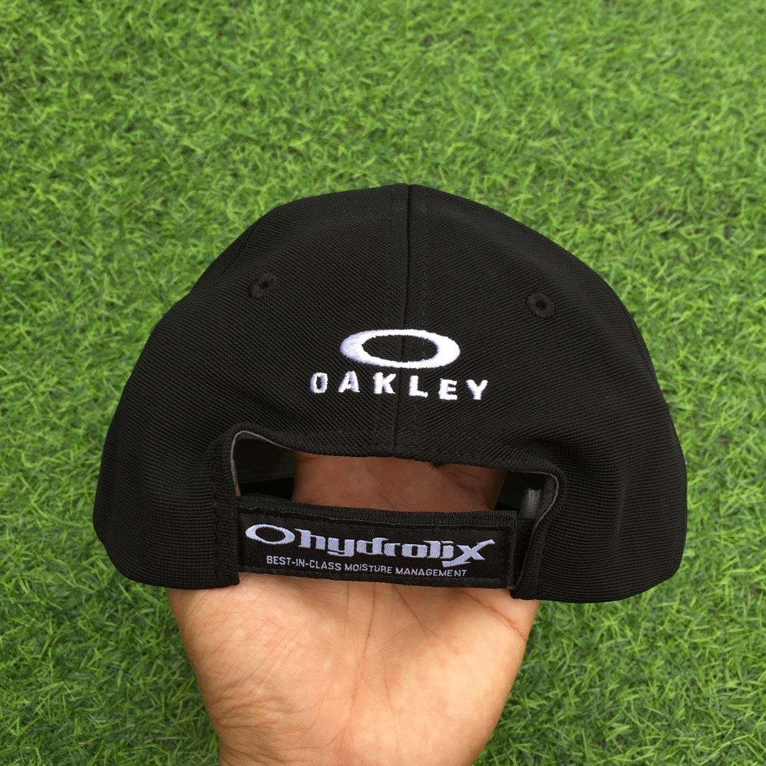 Oakley hydrolix cap clearance