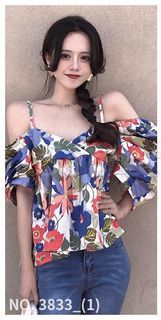 Offshoulder top