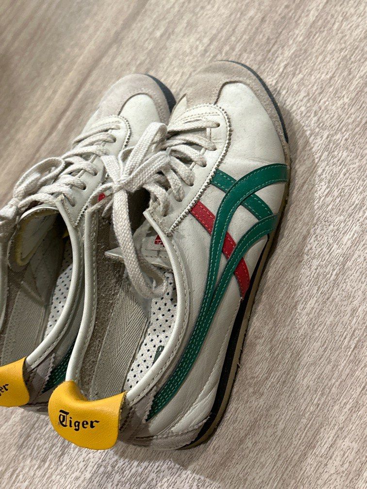 Onitsuka Tiger (Category: Sneakers) located in Singapore. Submitted by 1759010607 (Listing ID 1240317059, Image 2). Description: .