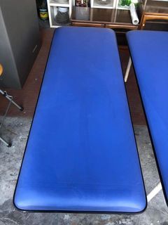Paramount bed massage bed 2-pieces Blue leather steel frame  76L x 28W x 25H inches In good condition