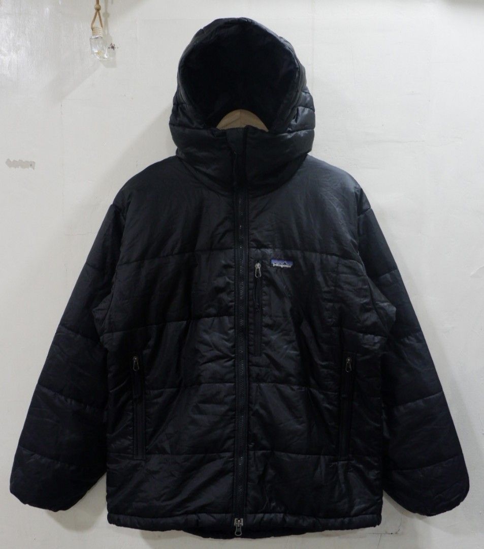 patagonia puffer, Men's Fashion, Coats, Jackets and Outerwear on Carousell