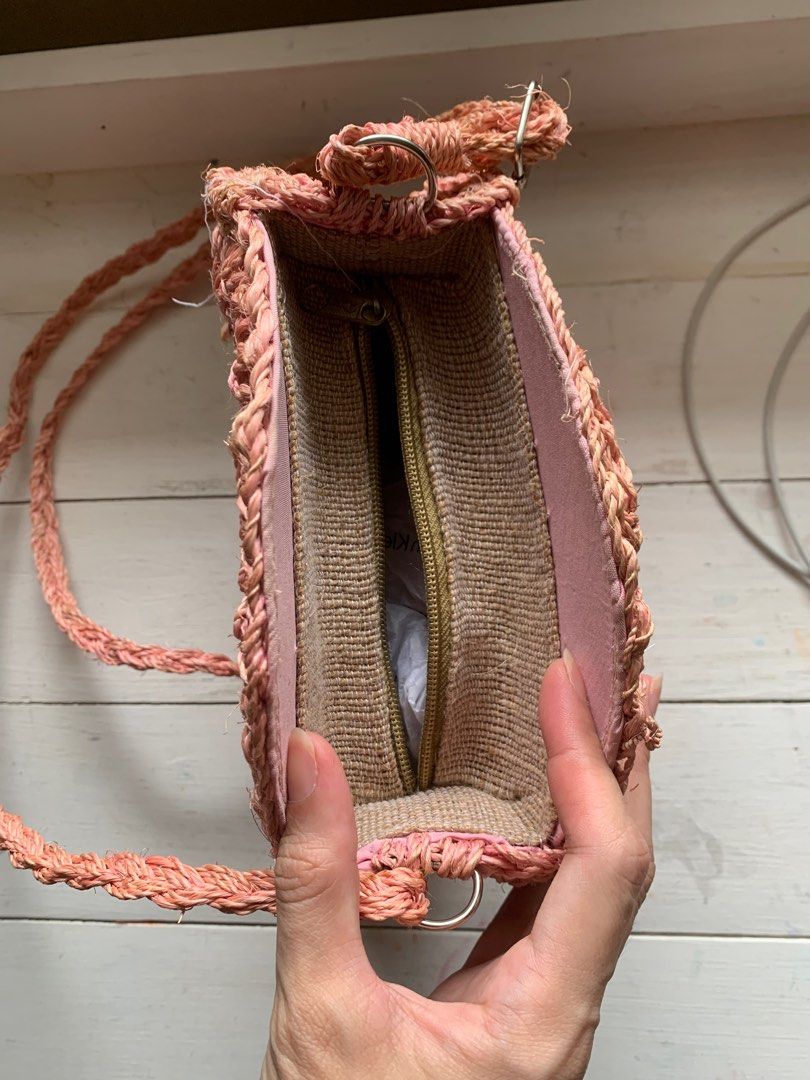 Abaca sling bag clearance