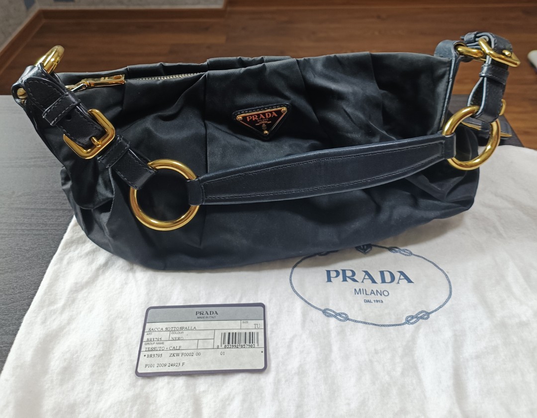 PRADA Tessuto Nylon Shoulder Bag Black 405484