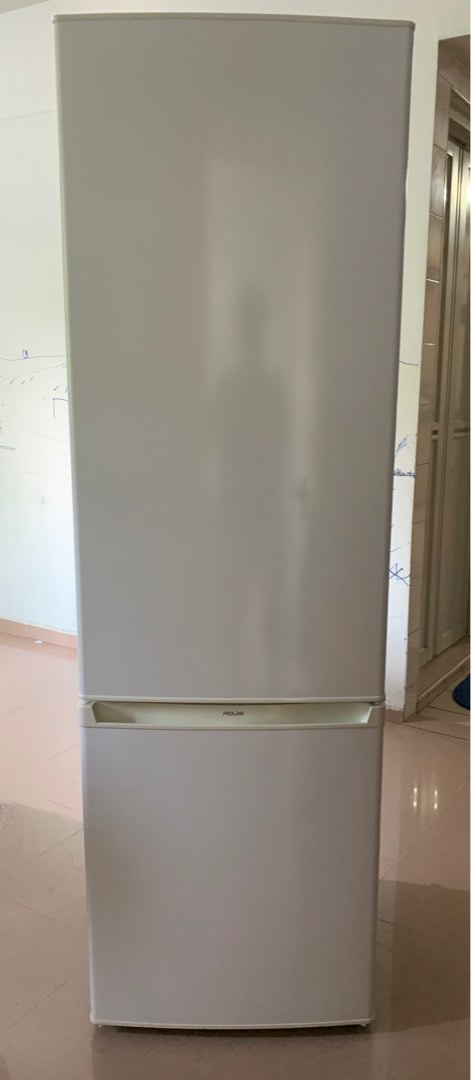 Proline fridge store