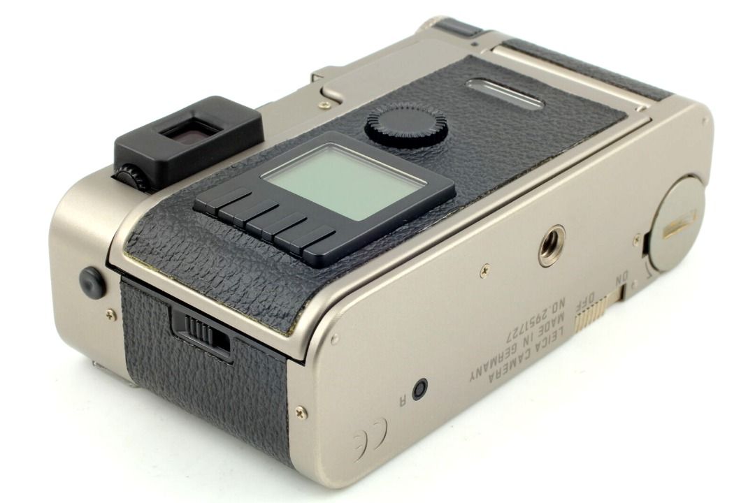 leica cm film camera