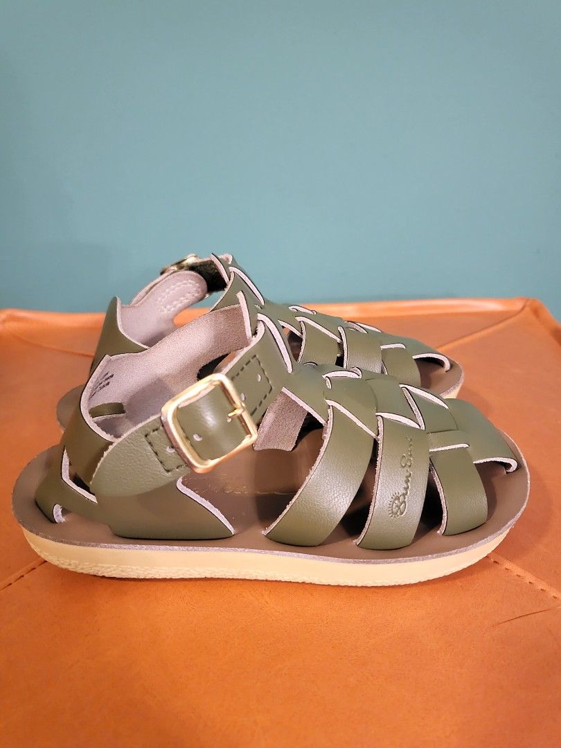 Salt water sandals deals shark tan