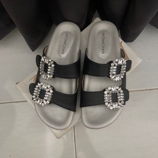 (Kategori: ) berada di . Dikirim oleh devalova (ID iklan 1240280394, Gambar 1). Deskripsi: .