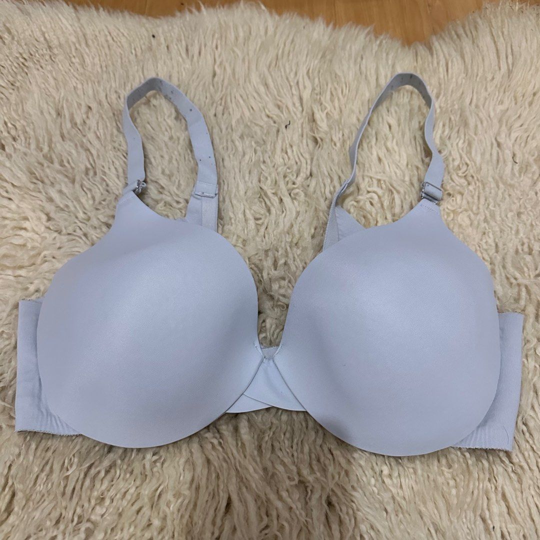 Sleekback by La Vie en Rose 36C on tag Sister sizes: 34D, 38B Thin Pads   Underwire Adjustable strap Back closure Php200 All items are from US Bale.,  Women's Fashion, Undergarments 
