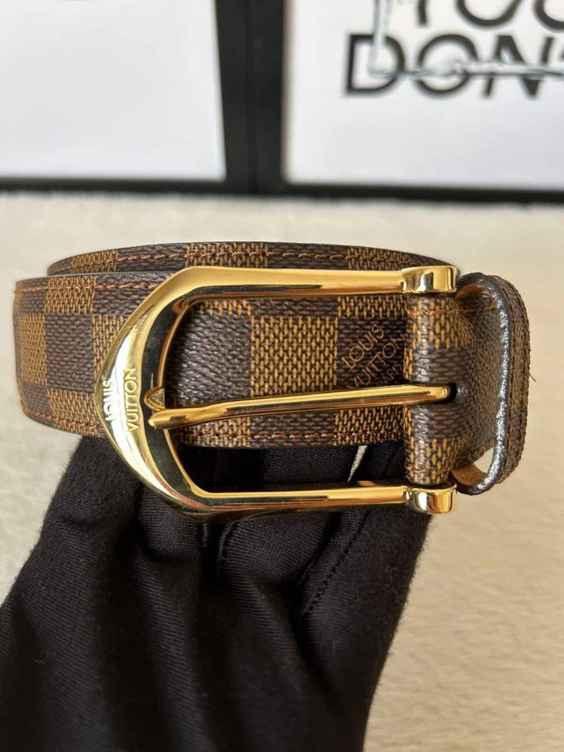 Louis Vuitton Damier Print 40MM Reversible Belt, Luxury, Accessories on  Carousell