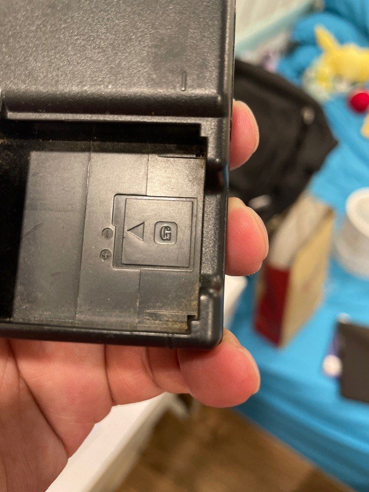 Sony camera battery charger BCCSGC, Photography, Photography