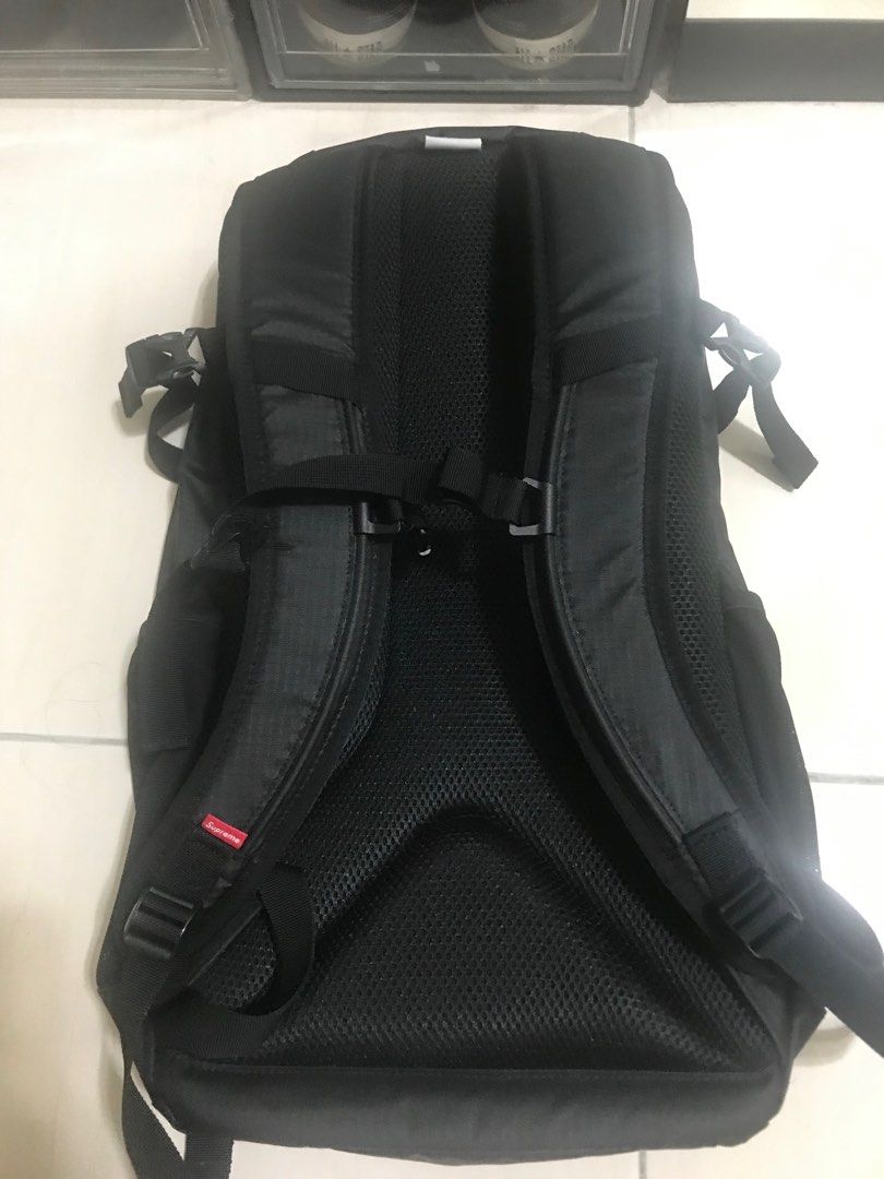 Supreme 50th 21SS Backpack, 他的時尚, 包, 背包在旋轉拍賣