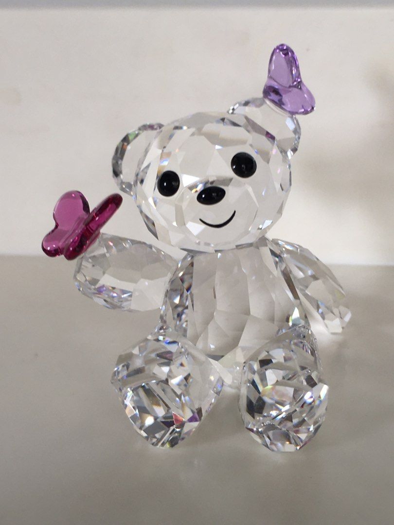 SWAROVSKI KRIS BEAR – PLAYFUL BUTTERFLIES 1143450, Hobbies & Toys
