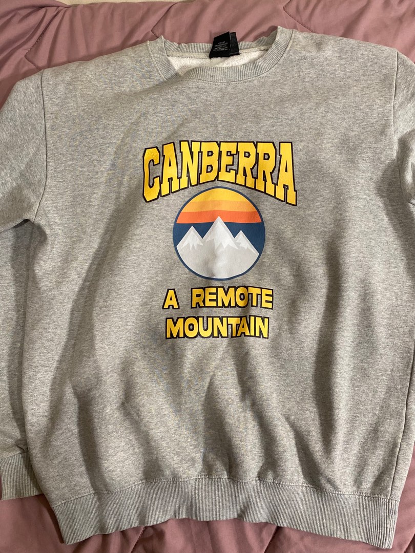 Sweater Abu made in Korea on Carousell