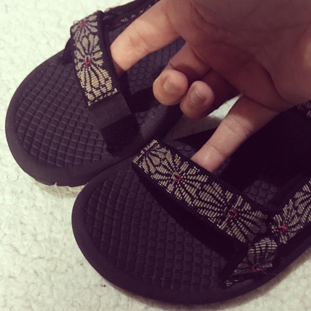 Teva discount aztec sandals