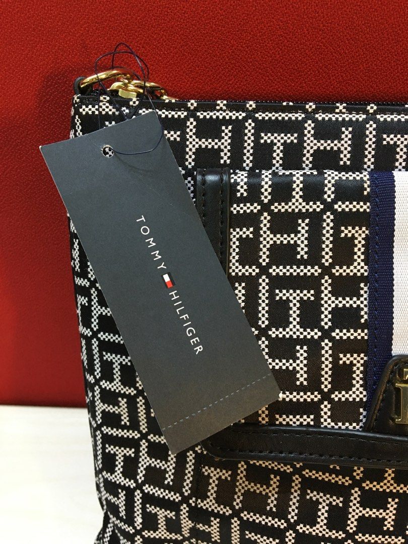 Tommy Hilfiger sling bag (100 original) on Carousell
