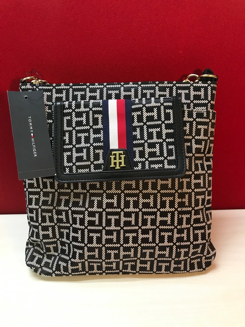 Tommy Hilfiger sling bag (100 original) on Carousell