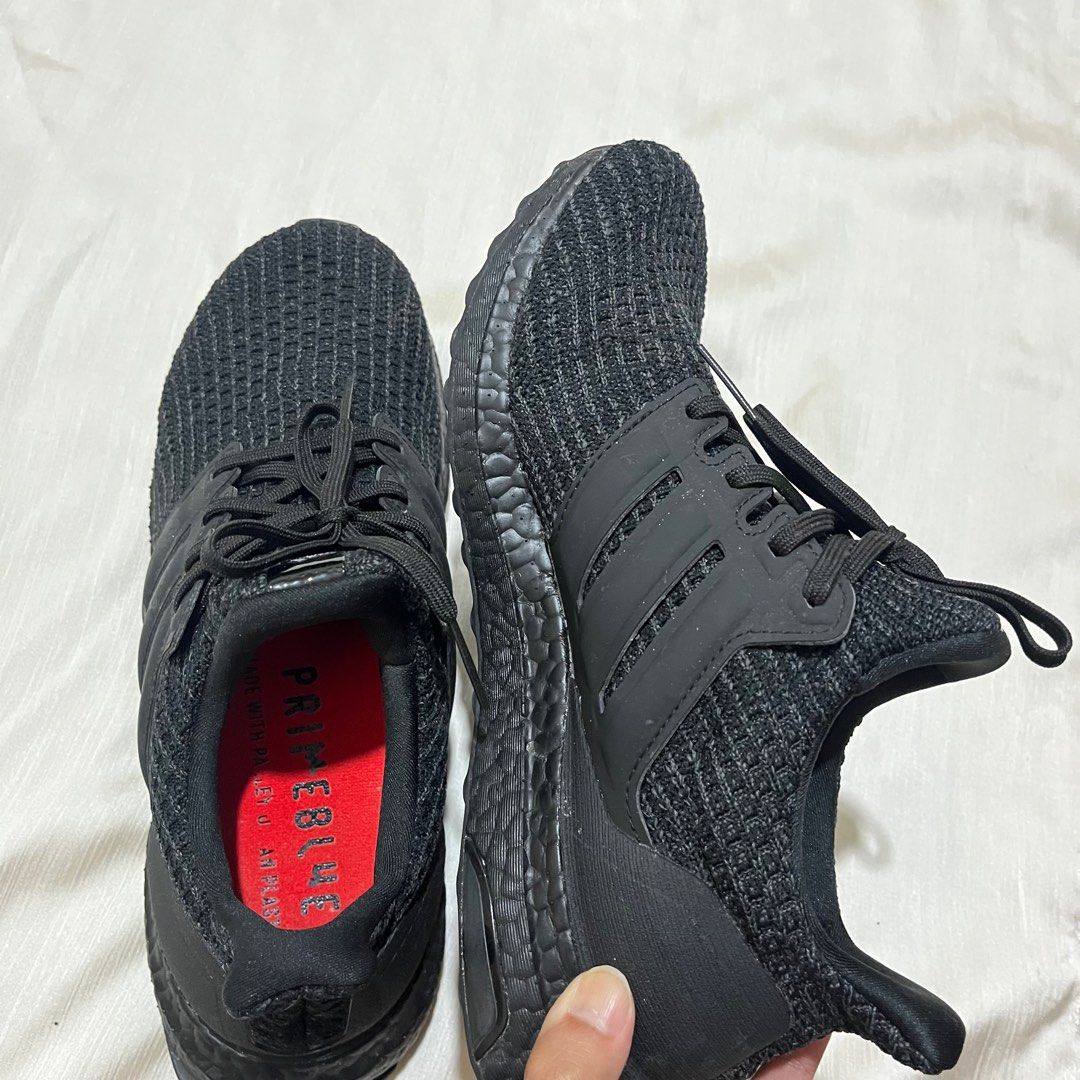 Ultra boost triple black red tip on sale