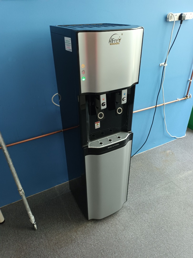 Used Water Dispenser, TV & Home Appliances, Kitchen Appliances, Water