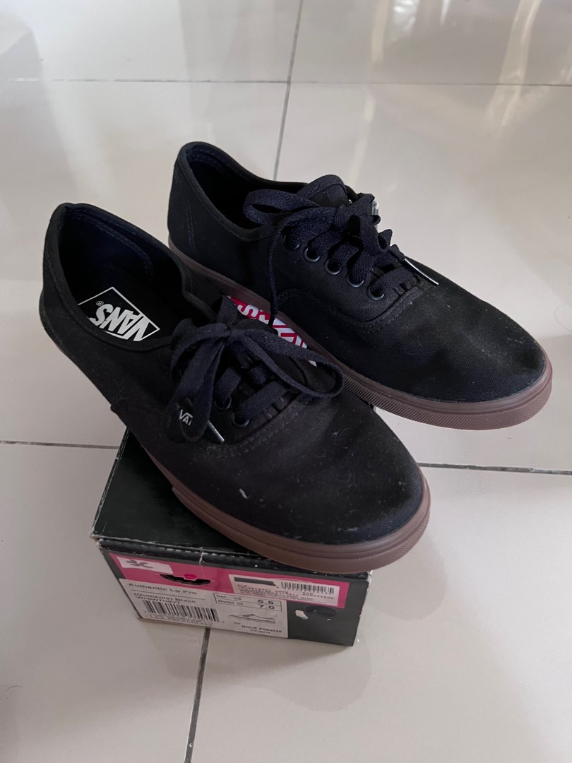Vans authentic 2025 lo pro black