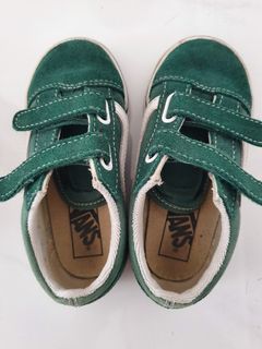 (Category: ) located in . Submitted by lightfeet (Listing ID 1240253226, Image 1). Description: .