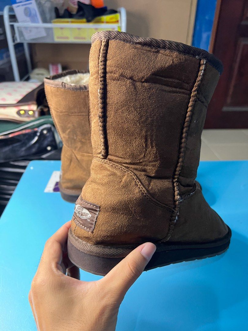 Vans ugg boots store