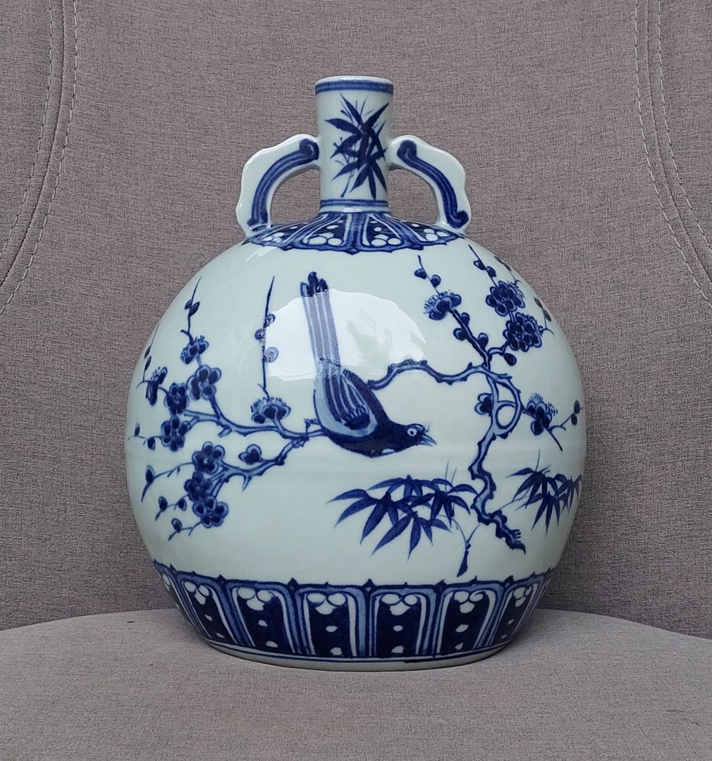 Vas antik ming dynasty biru putih on Carousell