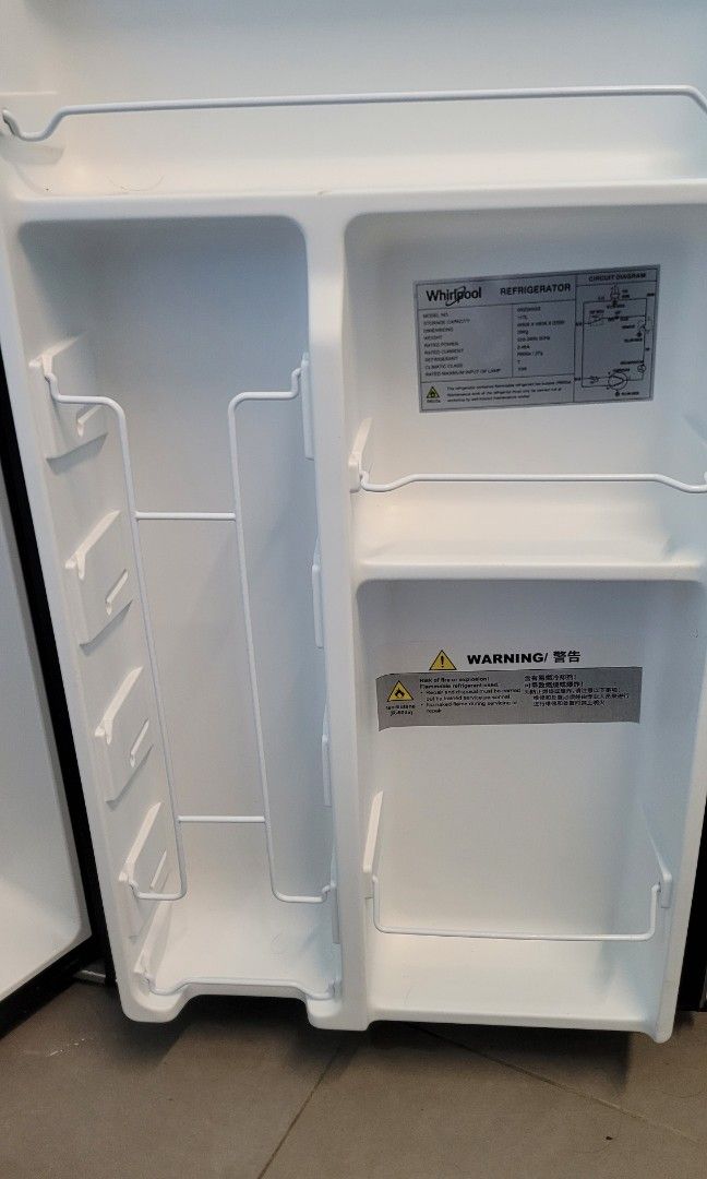 Whirlpool Mini Fridge 117L, TV & Home Appliances, Kitchen Appliances