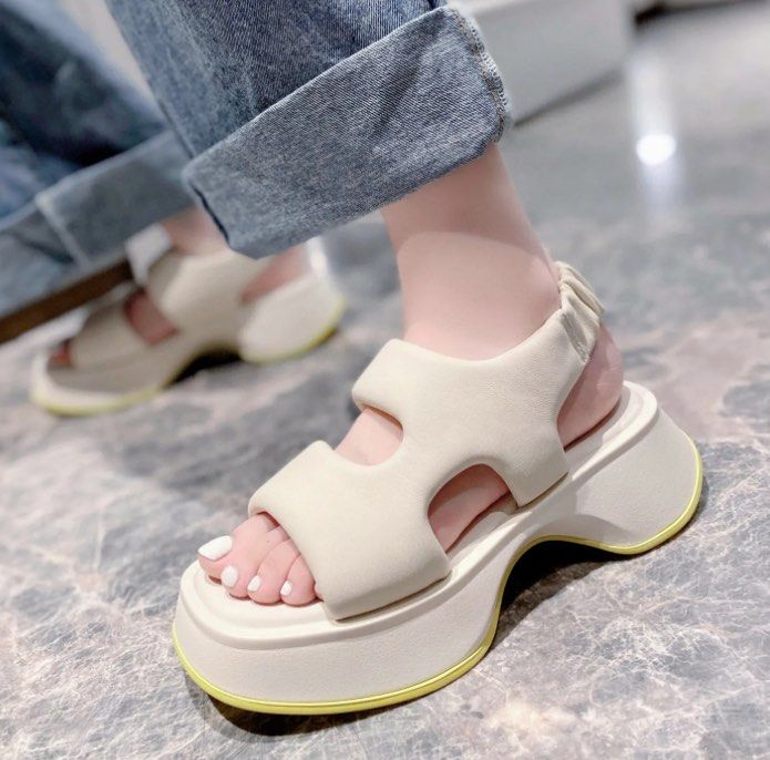 White chunky trendy sandals (Category: Flats & Sandals) located in Paranaque City. Submitted by berlenebatin3431 (Listing ID 1240385901, Image 3). Description: Brand new sandals Sizes from 6 to 8 Limited size Ready to deliver or meetup sm city sucat .
