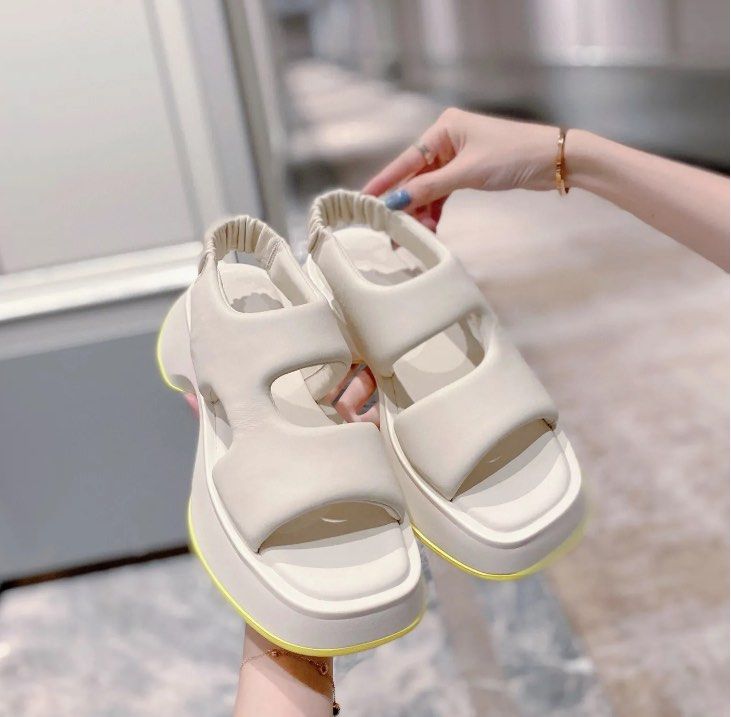 White chunky trendy sandals (Category: Flats & Sandals) located in Paranaque City. Submitted by berlenebatin3431 (Listing ID 1240385901, Image 1). Description: Brand new sandals Sizes from 6 to 8 Limited size Ready to deliver or meetup sm city sucat .