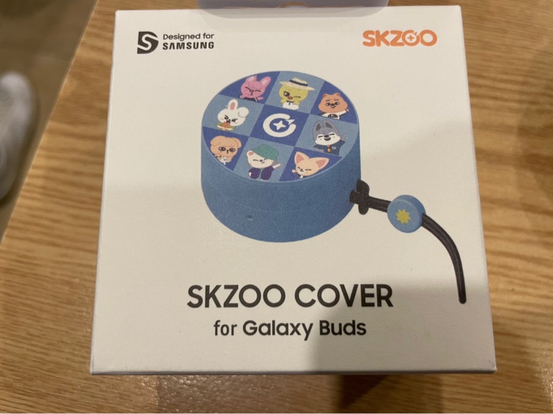 WTS stray kids skz Skzoo Samsung Buds cover, Hobbies & Toys