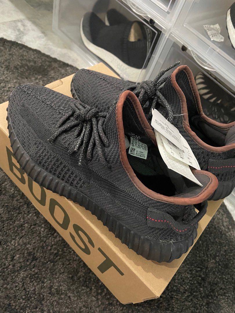 Yeezy resell dead 2025