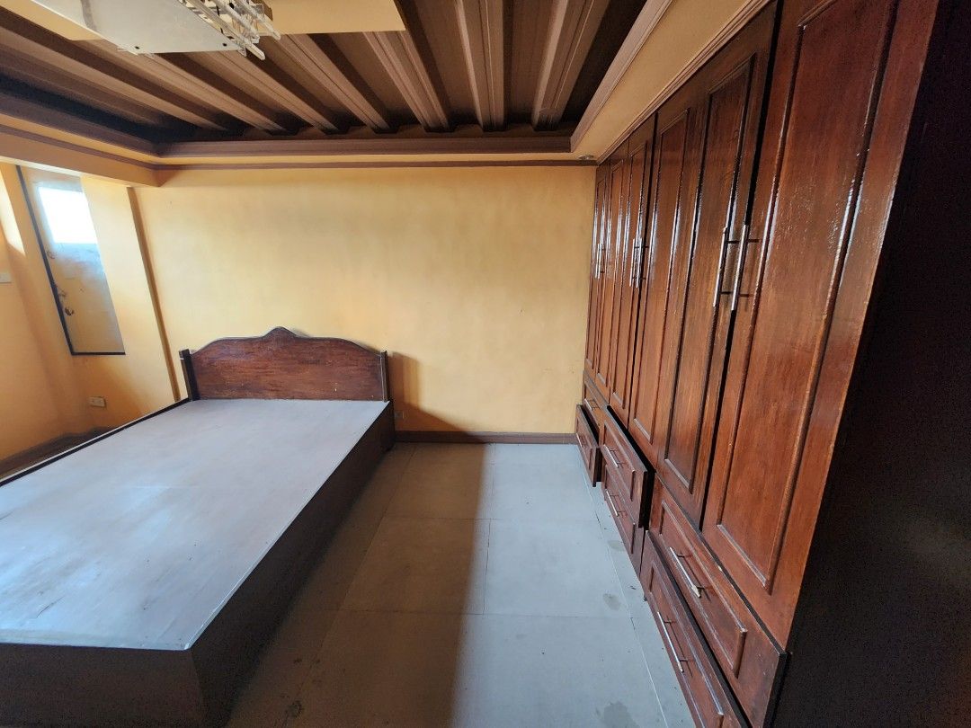 4BR Apartment for Rent in Poblacion, Makati with parking, Property