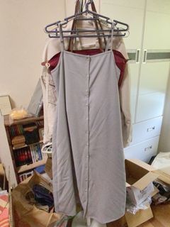 排釦細肩洋