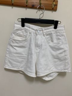 牛仔短褲白 A字褲