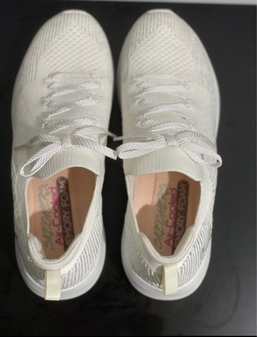 Today s Offer ONLY 40 OFF LIKE NEW Skechers Women Slip