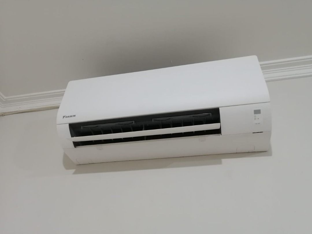 AC DAIKIN 1/2 PK, Elektronik, Lainnya di Carousell