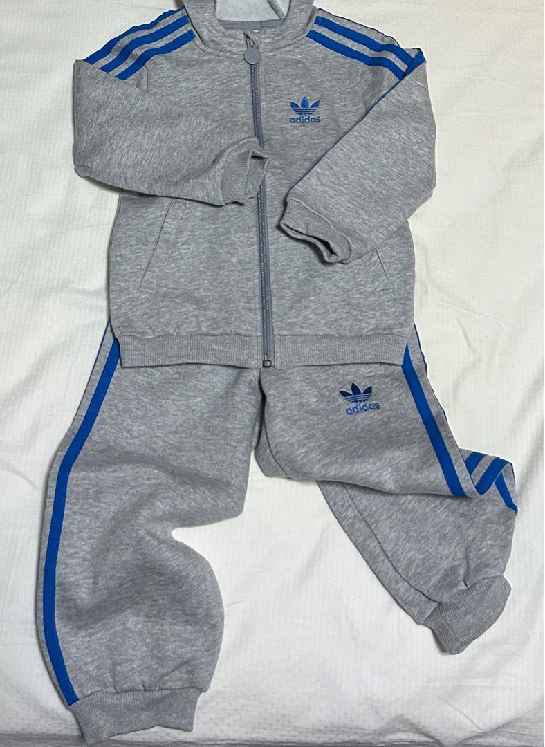 Adidas cheap zip sweatshirt