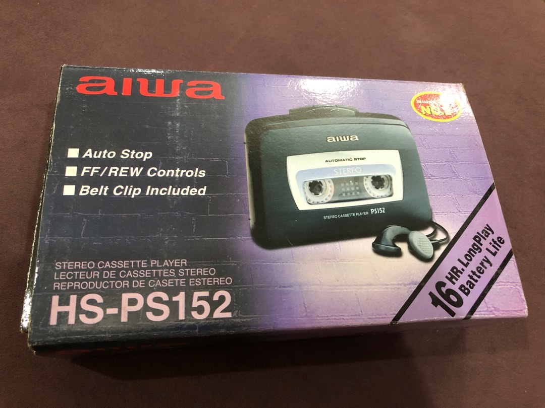 AIWA STEREO CASSETTE PLAYER PSI52 + FREE EARPHONE on Carousell