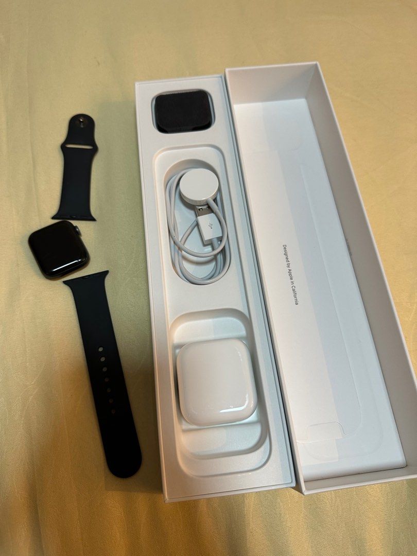 Brand new series 5 apple 2025 watch