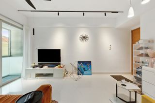 Aquene, 25 Lorong Bandang