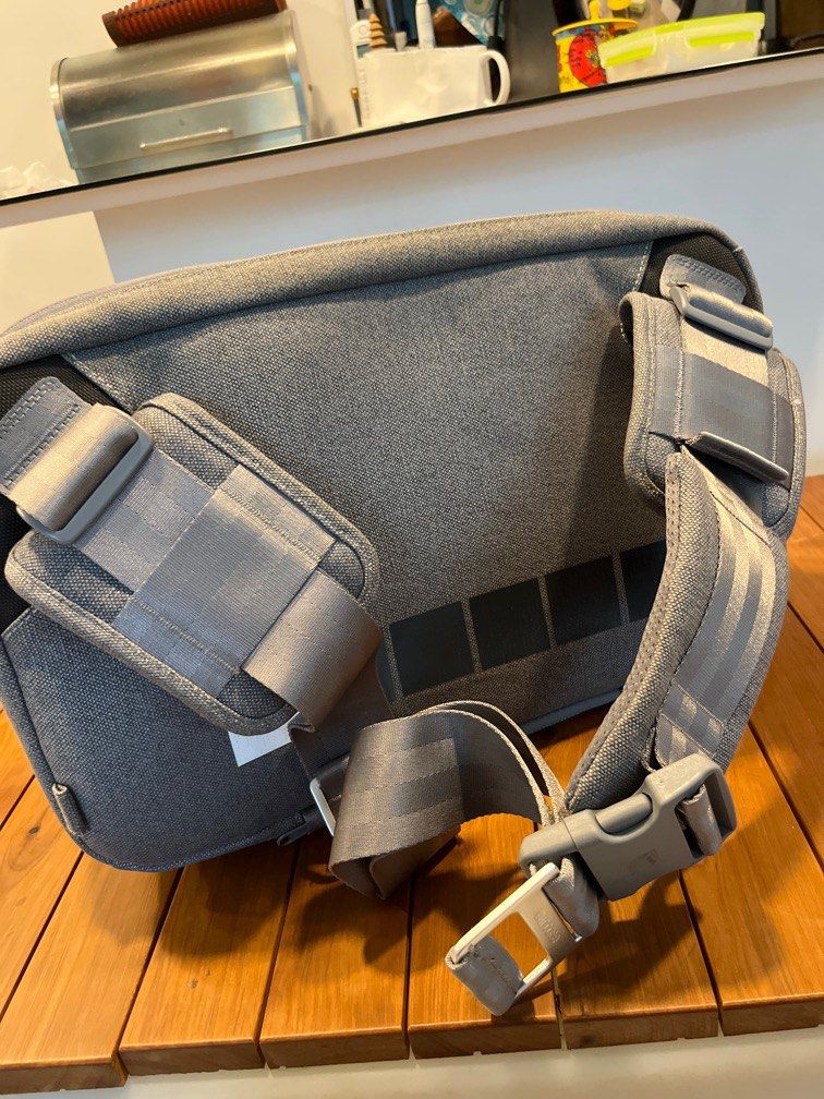 Incase ari marcopoulos camera bag best sale