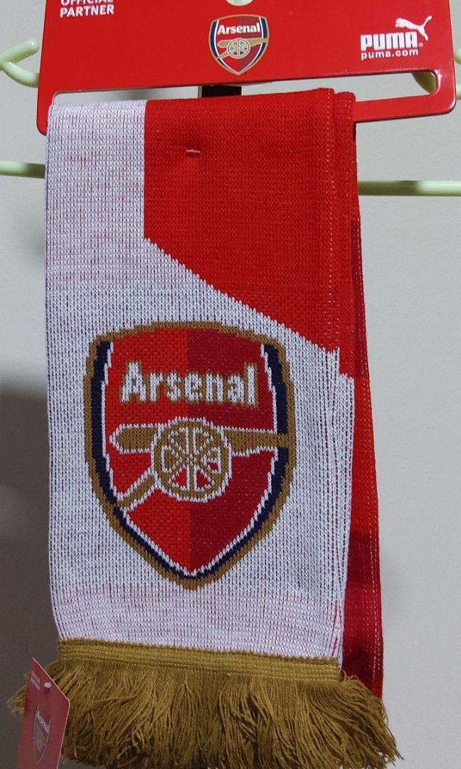 Arsenal Scarf, Sports Equipment, Other Sports Equipment and Supplies Carousell
